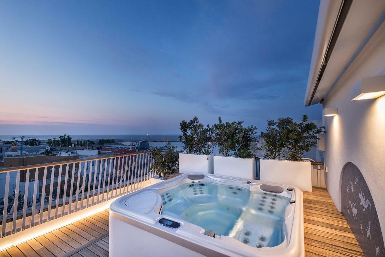 Appartement Attico Sul Porto Antico à Monopoli Extérieur photo